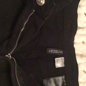 Women H&M black jeans size 6